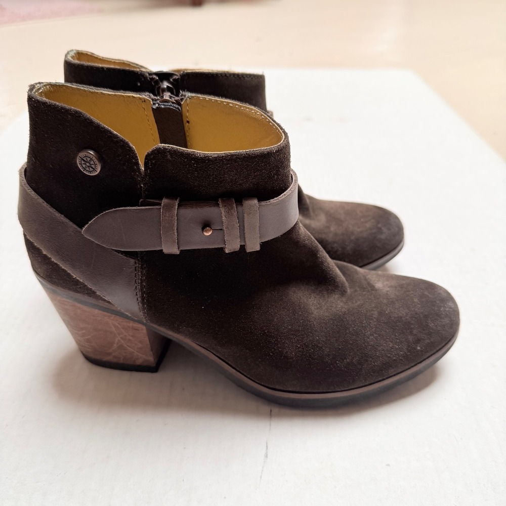 Bussola Ankle Booties Reikia Womens 9 Brown Suede Leather Buckle Boots Academia
